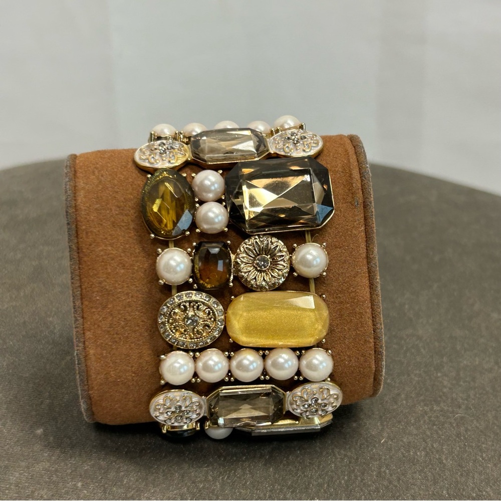 Stretchy cuff bracelet with large multi-colored stones and faux pearls